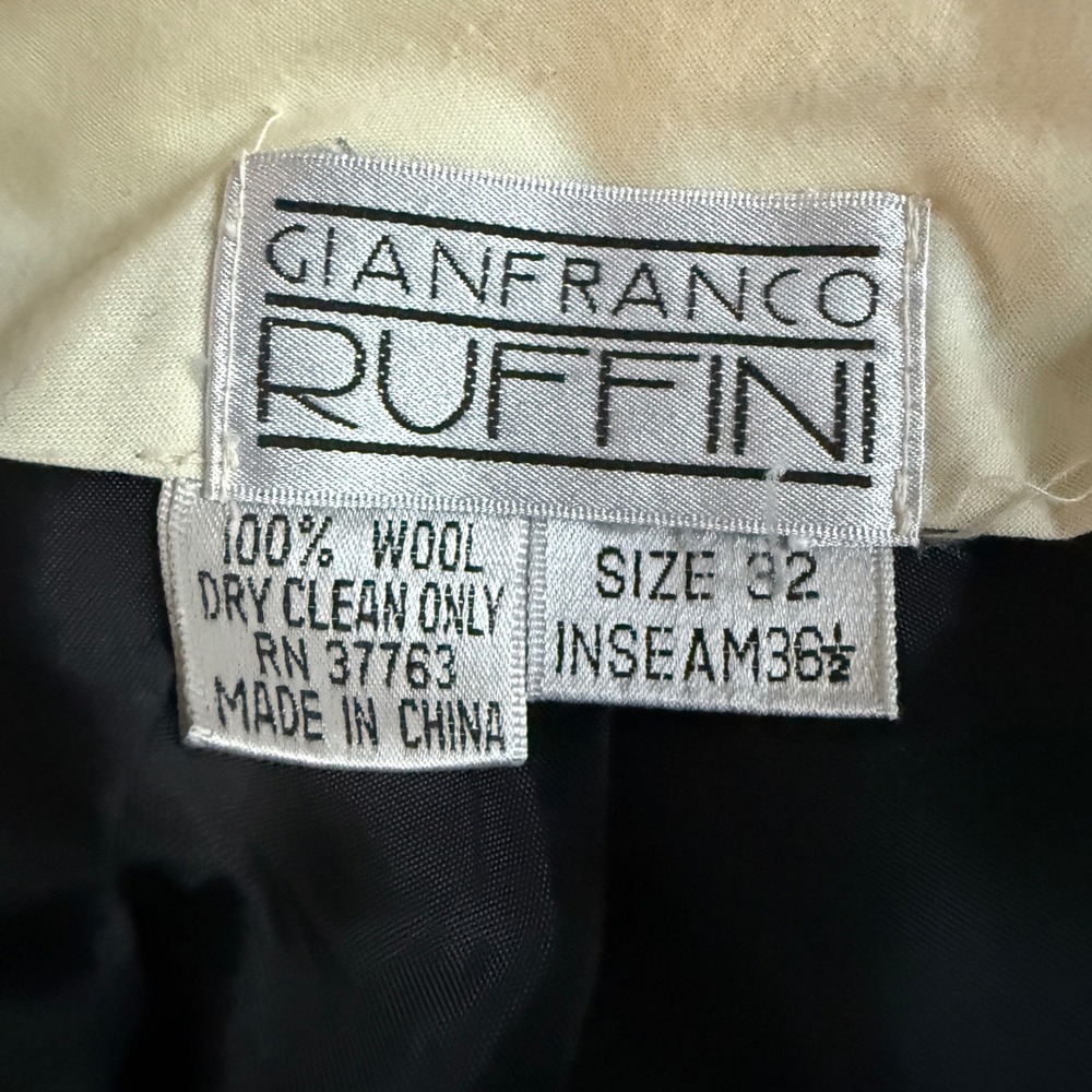 Gianfranco Ruffini Vintage Dress Pants Navy Blue 100% Wool Pleats 34x32 Tailored - Picture 4 of 7